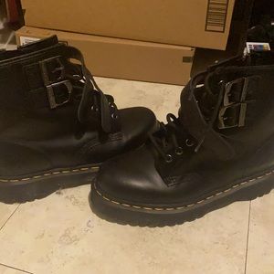 Dr.martins jadon smooth leather platform boots